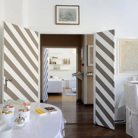 De Paris Hotel
